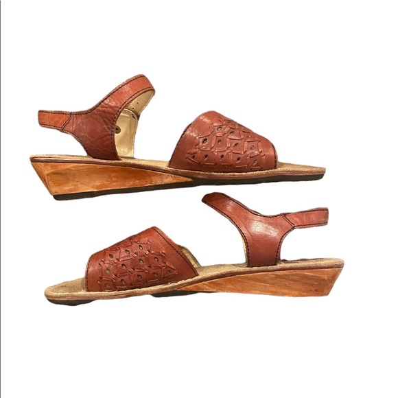 Vintage Viviana G&R Brown worn distressed Leather sandals - Picture 2 of 13
